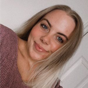 Meet your Posher, Emma